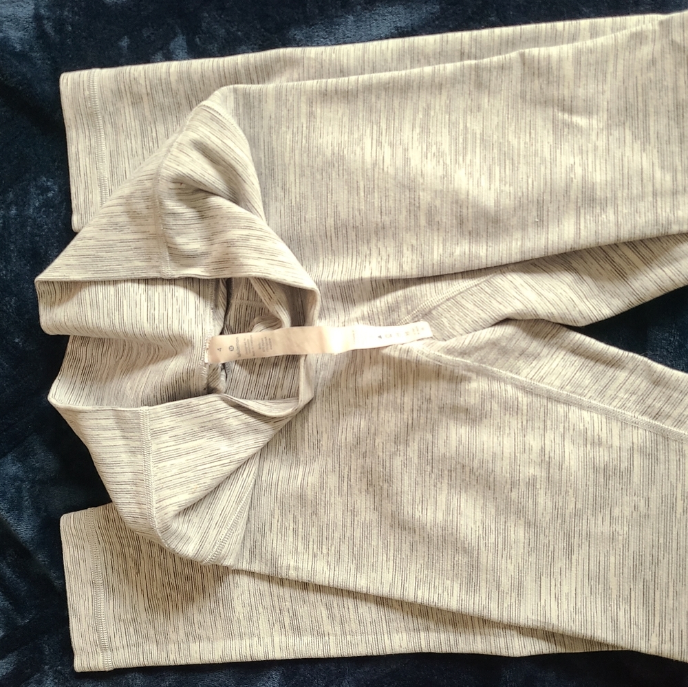 Lululemon leggins